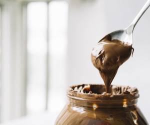 خوردن شکلات برای صبحانه خوب است و فوایدی دارد