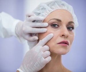 عوارض عمل زیبایی و خطرات انواع جراحی پلاستیک