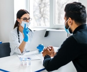 با دیدن این علائم به ابتلا به زونا شک کنید