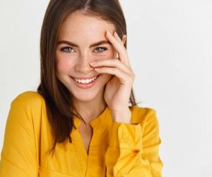 کاهش طبیعی موهای صورت با روش های خانگی