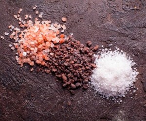 نمک صورتی مصرف کنیم بهتره یا نمک سفید؟