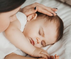 فواید نوازش؛ انتقال حس خوب به نخاع و مغز