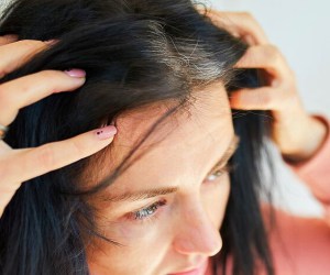 چند اقدام ساده ولی موثر برای جلوگیری و رفع سفیدی مو