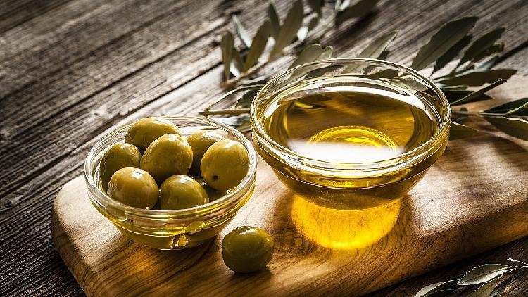 آیا روغن زیتون بهترین روغن برای ماست؟