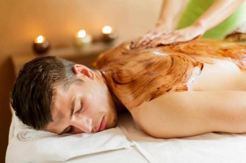 سه فایده لایه‌برداری برای پوست بدن