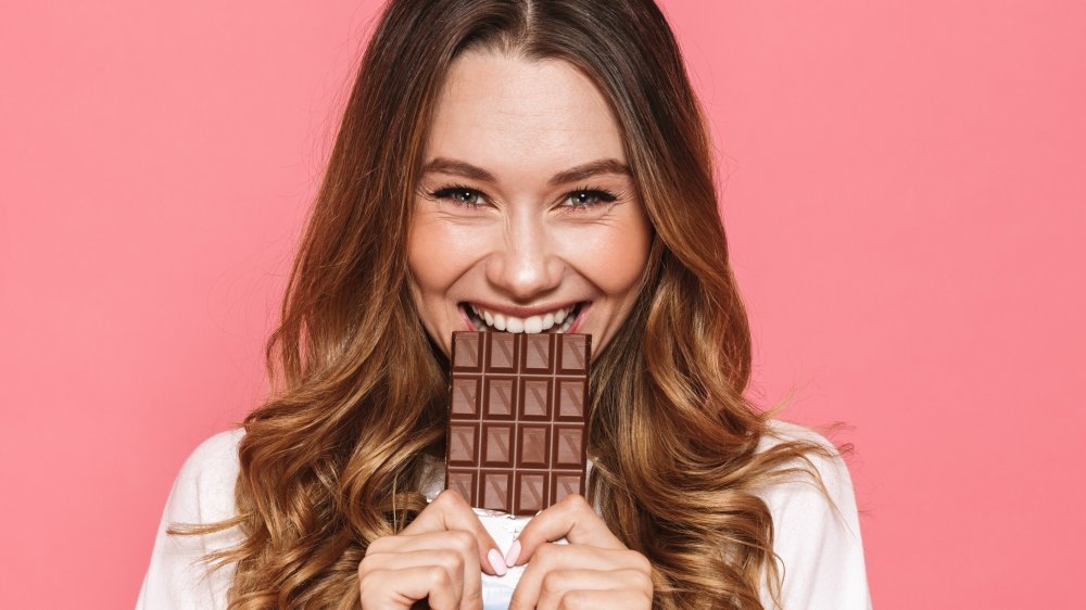 اگر هر روز شکلات تلخ بخوریم، چه اتفاقی برای بدن¬مان می‌افتد؟
