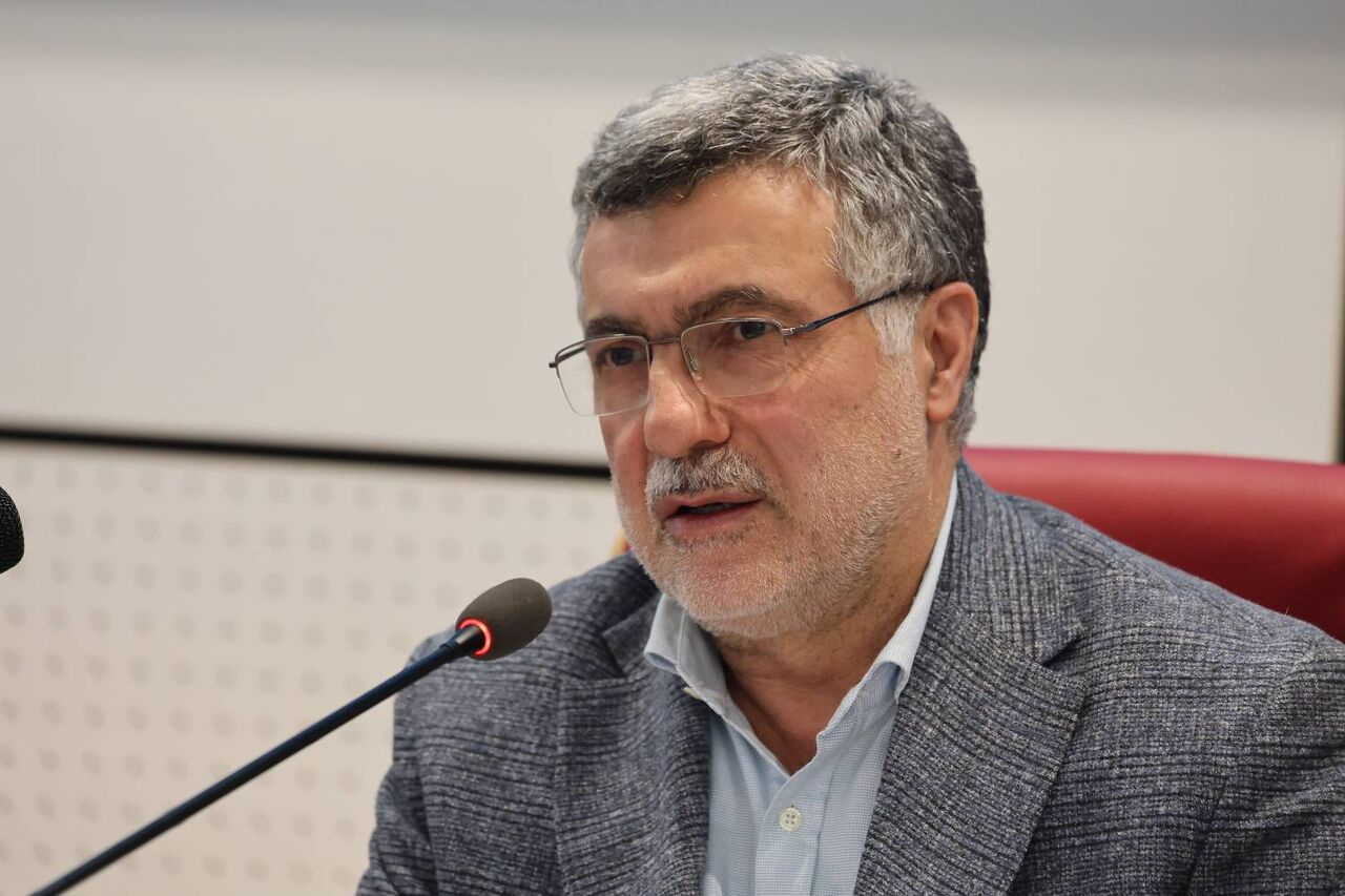 مطالبات داروخانه‌ها تا یک ماه آینده پرداخت می‌شود