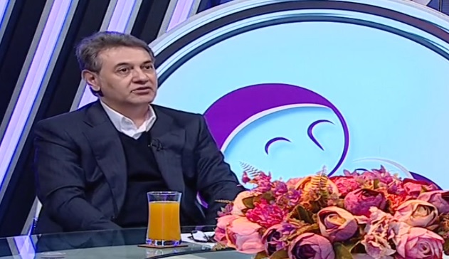 اولین اقدام در هنگام ریسه رفتن نوزاد چیست